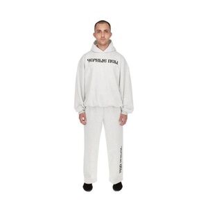 Yeezy black Dogs Sweatsuit sz 3.  Brand New.